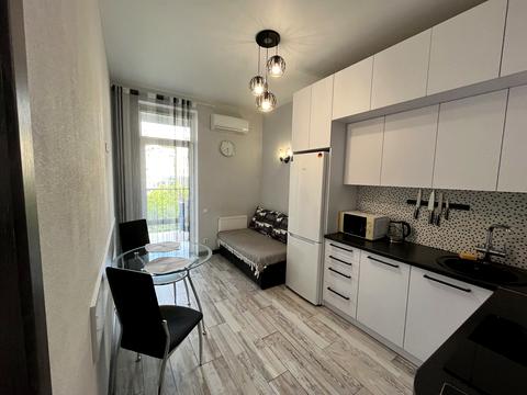 квартира за адресою Дніпро, Володимира Моссаковського вул. (Клари Цеткін), 7