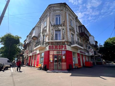 комерційна за адресою Прохоровська вул., 50