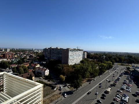 квартира за адресою Зоряний бульв., 1