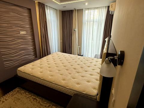 квартира за адресою Регенераторна вул., 4 к11