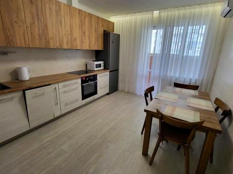 квартира по адресу Генерала Аболмасова, 7