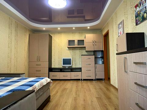 квартира за адресою Героїв просп., 18