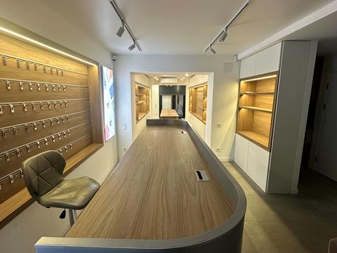 комерційна за адресою Василя Тютюнника вул. (Анрі Барбюса), 49