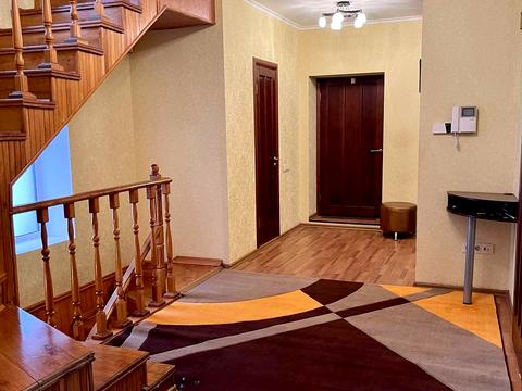 будинок за адресою Володимира Моссаковського вул. (Клари Цеткін), 30А