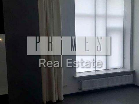 комерційна за адресою Оболонська набережна вул., 1