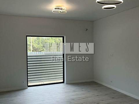 дом по адресу  ул.