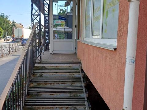 комерційна за адресою Соборна, 33