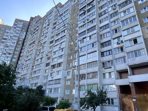 квартира за адресою Академіка Заболотного вул., 52