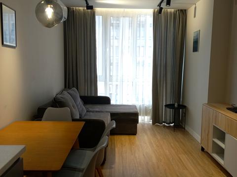 квартира за адресою Салютна вул., 2к4