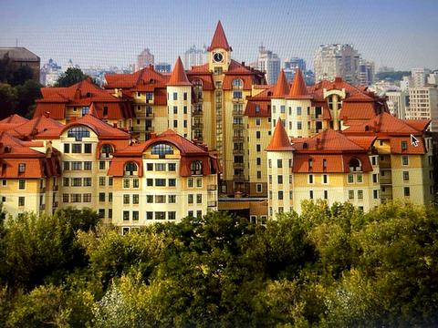 комерційна за адресою Протасів Яр вул., 8