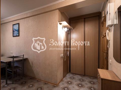 квартира за адресою Дніпровська набережна вул., 9-А