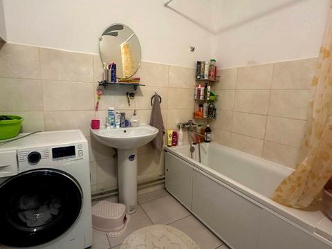 квартира за адресою Романа Вірастюка вул., 7