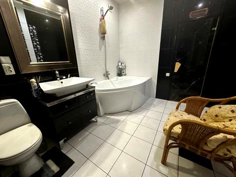 квартира за адресою Базавлуцька вул., 87А