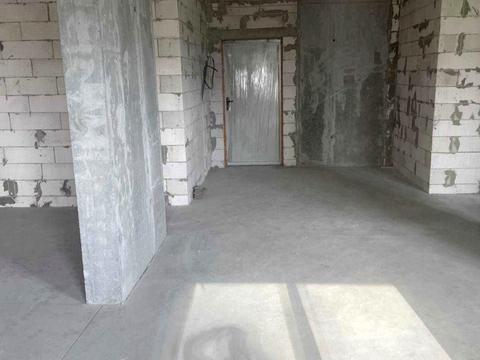 коммерческая по адресу Ревуцького вул. 40-В, 1