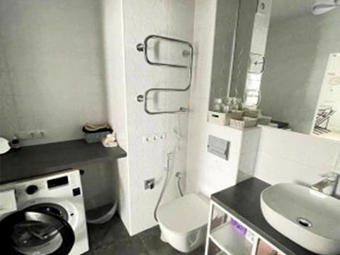 квартира по адресу Небесной Сотни просп. (Маршала Жукова), 111