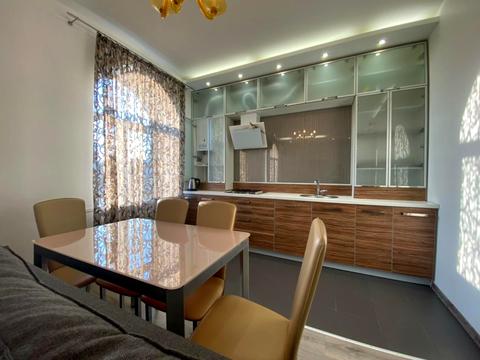 квартира за адресою проспект. Дмитрия Яворницкого, 65