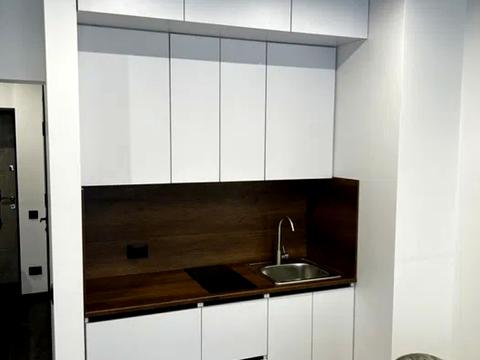квартира за адресою Грушевського, 98а
