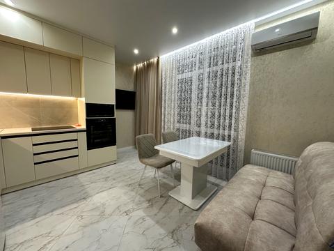 квартира за адресою Академіка Заболотного вул., 148б