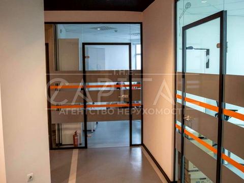 комерційна за адресою Лесі Українки бульв., 34