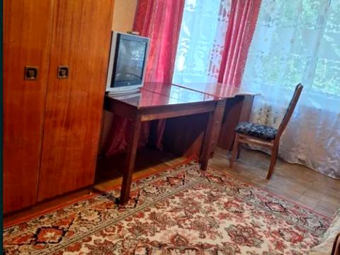 квартира за адресою Салютна вул., 25