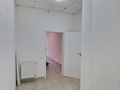 комерційна за адресою Стрийська вул., 108