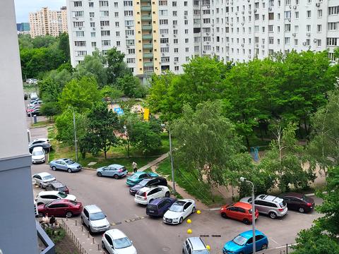 квартира за адресою Драгоманова вул., 10