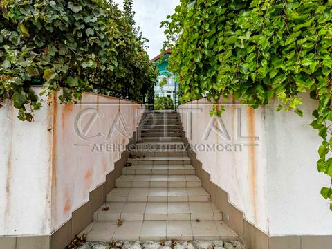 будинок за адресою Лісна