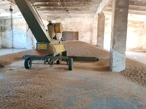коммерческая по адресу Новозаводська ул., 22