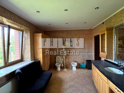 будинок за адресою вишнева