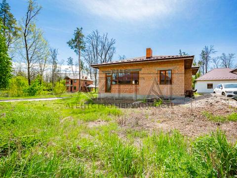 будинок за адресою Дачна