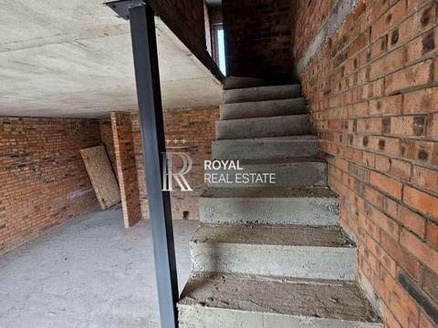 будинок за адресою 3-тя Будівельників вул.