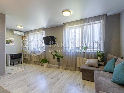 квартира по адресу Ревуцкого ул., 40-В