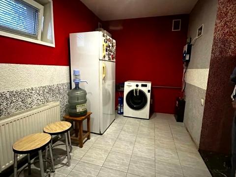 квартира за адресою Базавлуцька вул., 87А