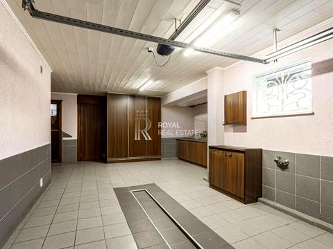 будинок за адресою Ірпінька