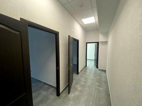 комерційна за адресою Львів, Дмитра Данилишина вул., 6