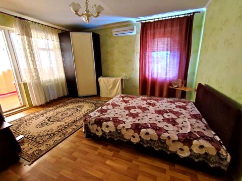 квартира за адресою Небесної Сотні просп. (Маршала Жукова), 79