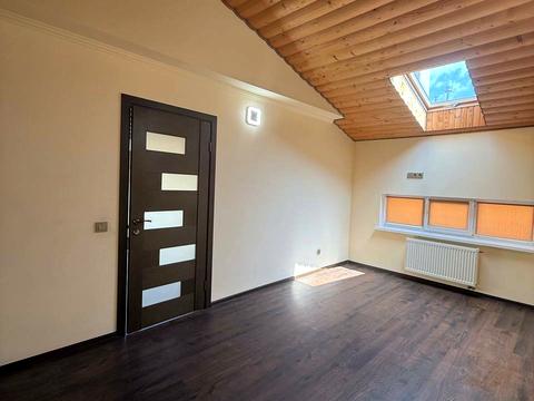 квартира за адресою Винники, Івасюка вул., 42