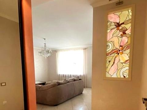 квартира за адресою Кленова вул., 2а