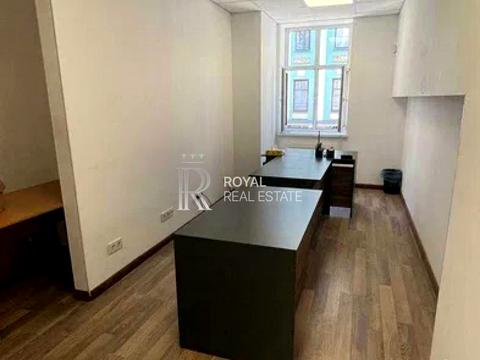 коммерческая по адресу Воздвиженская ул., 45