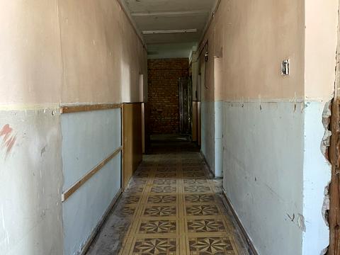 комерційна за адресою вул. Центральна, 303