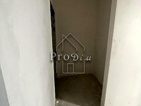 комерційна за адресою Івана Богуна вул., 1