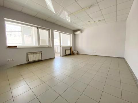 коммерческая по адресу Николая Краснова ул., 7