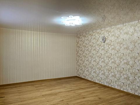 квартира за адресою Анни Ахматової вул., 11