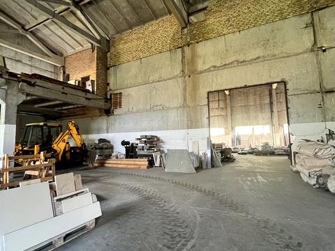 комерційна за адресою Лісова вул. (Пархоменка), 1