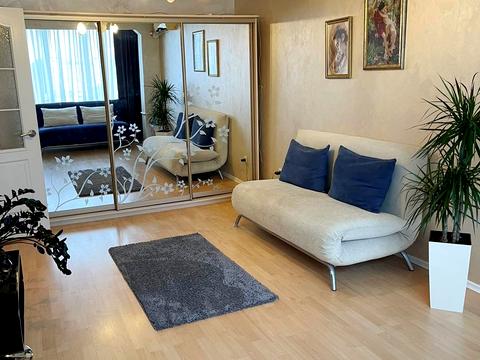 квартира за адресою Оболонський просп., 12