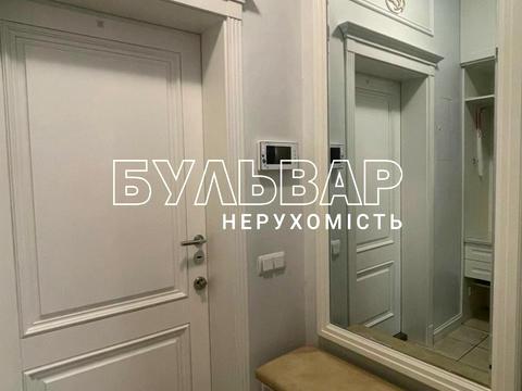 квартира по адресу Гвардейцев-Широнинцев ул., 33