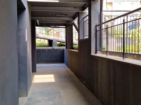 комерційна за адресою Залізнична вул., 7