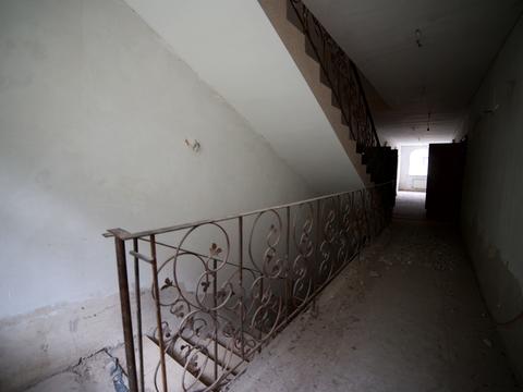 комерційна за адресою Грушевського вул., 1