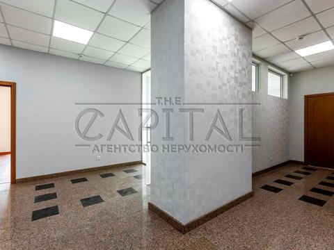 комерційна за адресою Велика Васильківська вул. (Червоноармійська), 72