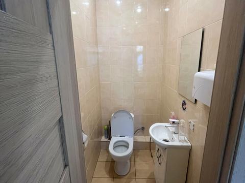 комерційна за адресою Гончарна вул., 1